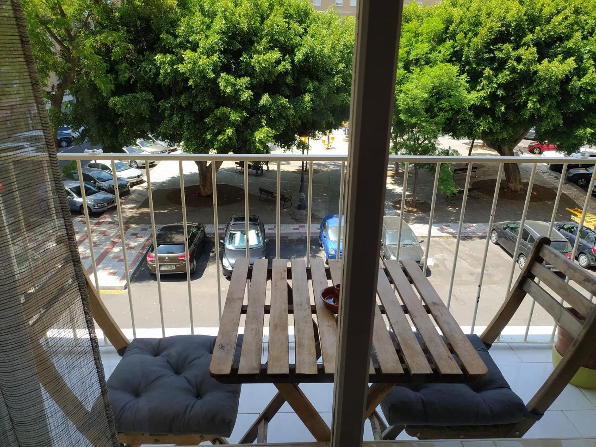 Habitaciones En Apartamento Compartido Delicias Room Cerca Del Mar, Aeropuerto, Ave Y Metro Малага Екстериор снимка