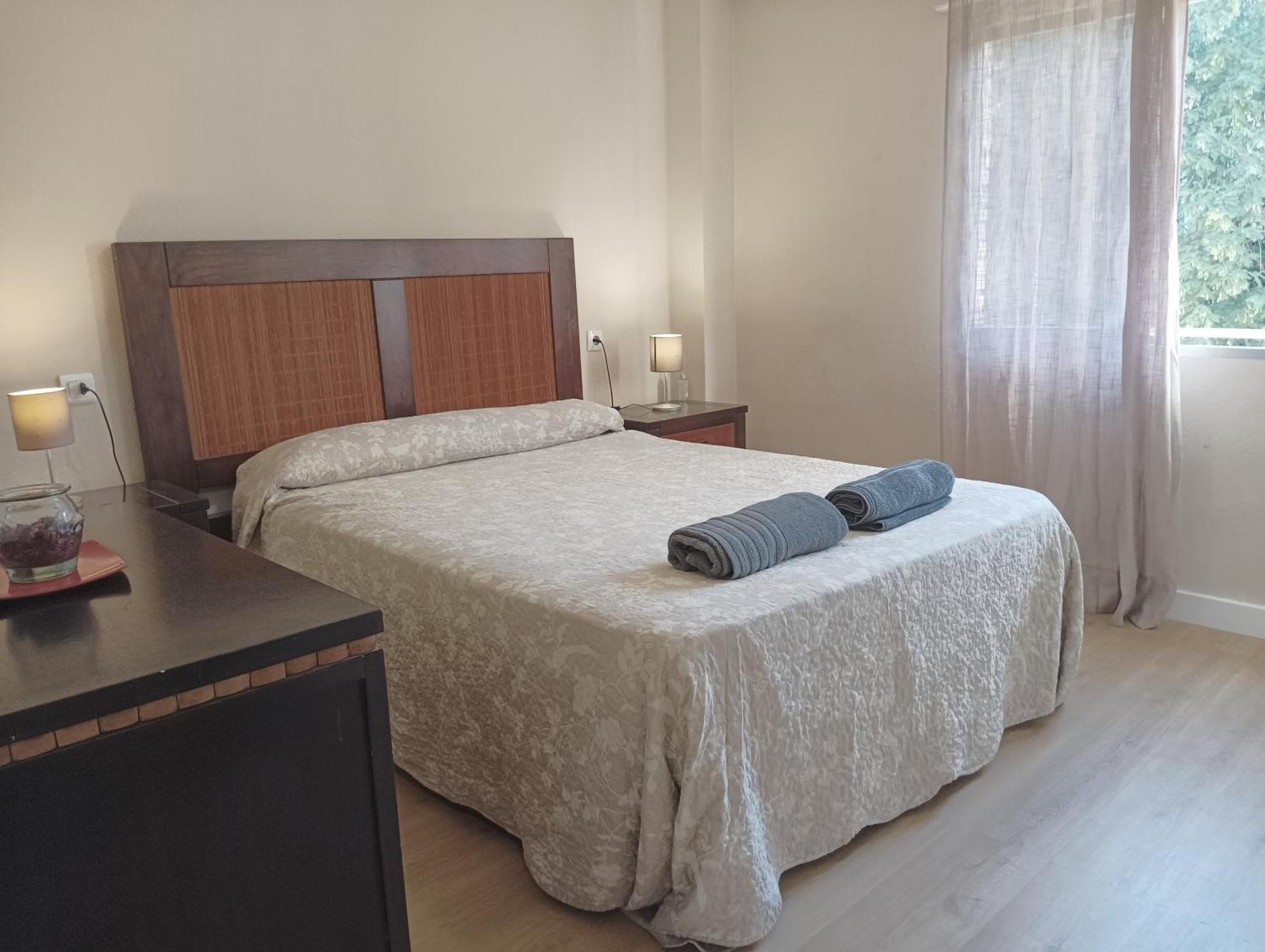 Habitaciones En Apartamento Compartido Delicias Room Cerca Del Mar, Aeropuerto, Ave Y Metro Малага Екстериор снимка