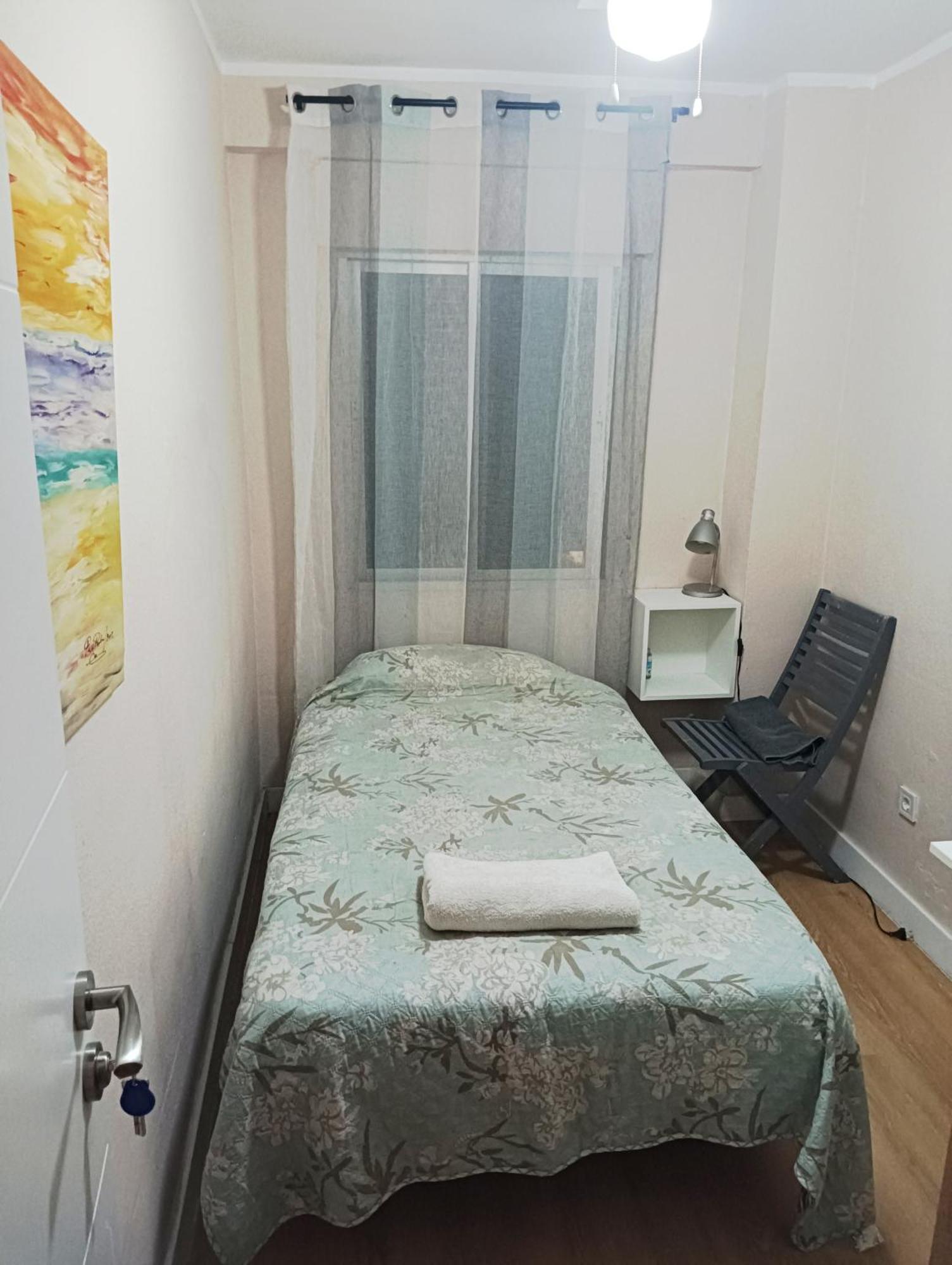 Habitaciones En Apartamento Compartido Delicias Room Cerca Del Mar, Aeropuerto, Ave Y Metro Малага Екстериор снимка